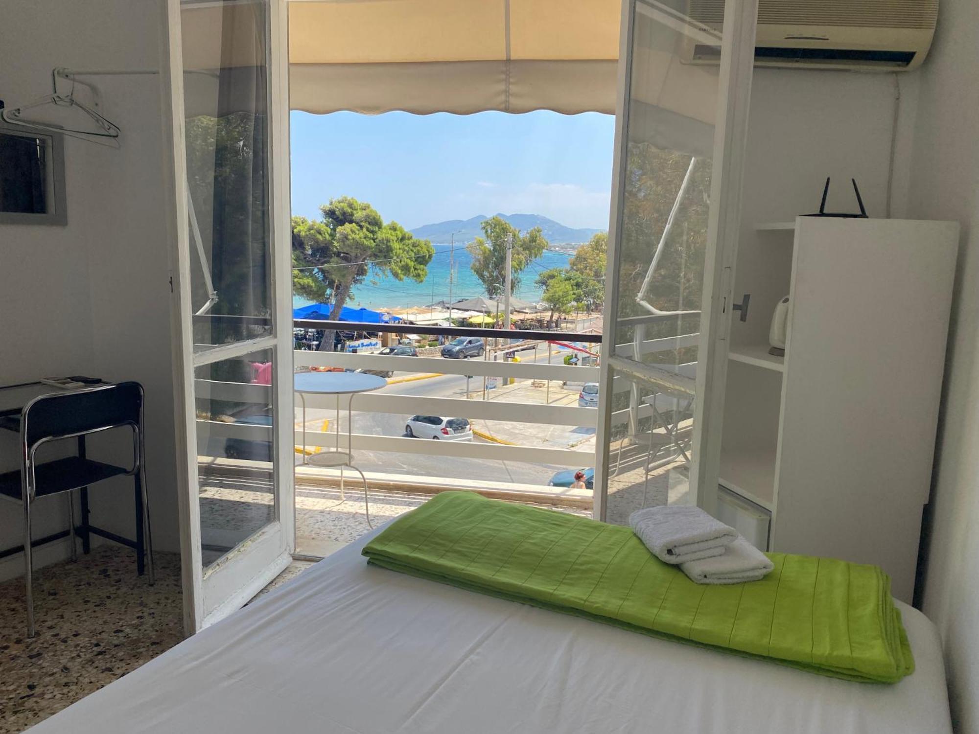 Starfish Vacation Rentals - Athens Int. Airport Artemida  Ngoại thất bức ảnh